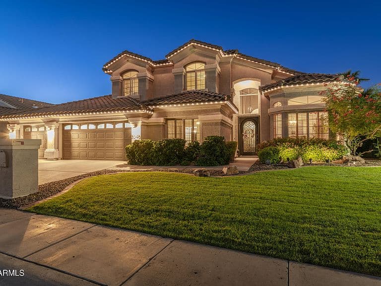 5548 E CAMPO BELLO Drive photo 1