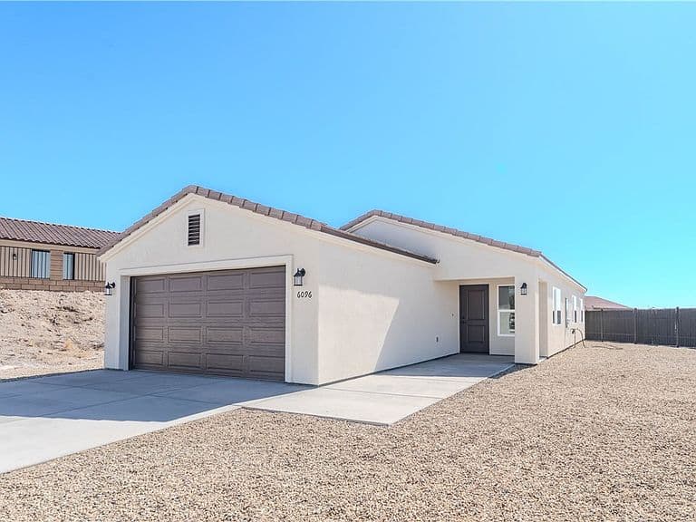 6096 S Greenhorn Drive photo 2