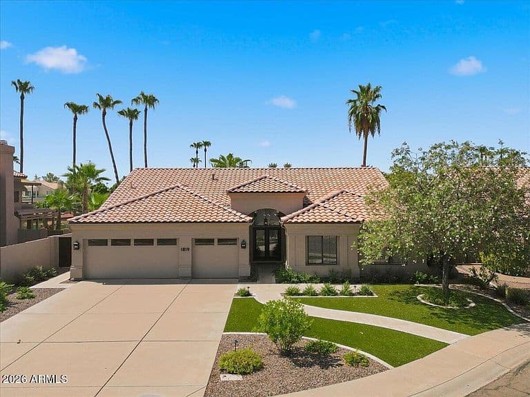 1819 E MONARCH BAY Drive photo 5