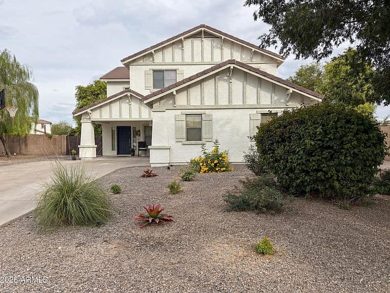 1111 E BLUE SPRUCE Lane photo 1