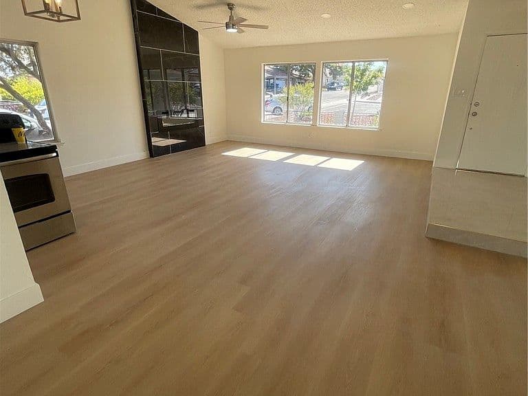 5180 Richmond Cir photo 3