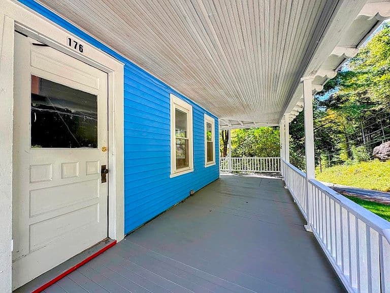 176 Glen Avenue photo 3
