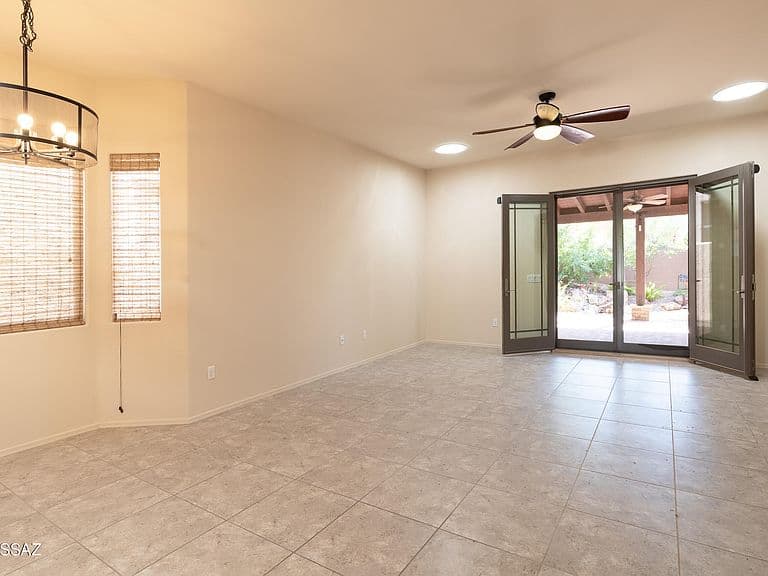 10368 E Jarod James Pl photo 3