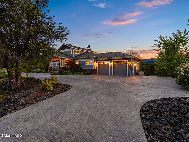 90 Bonnie Ln photo 5