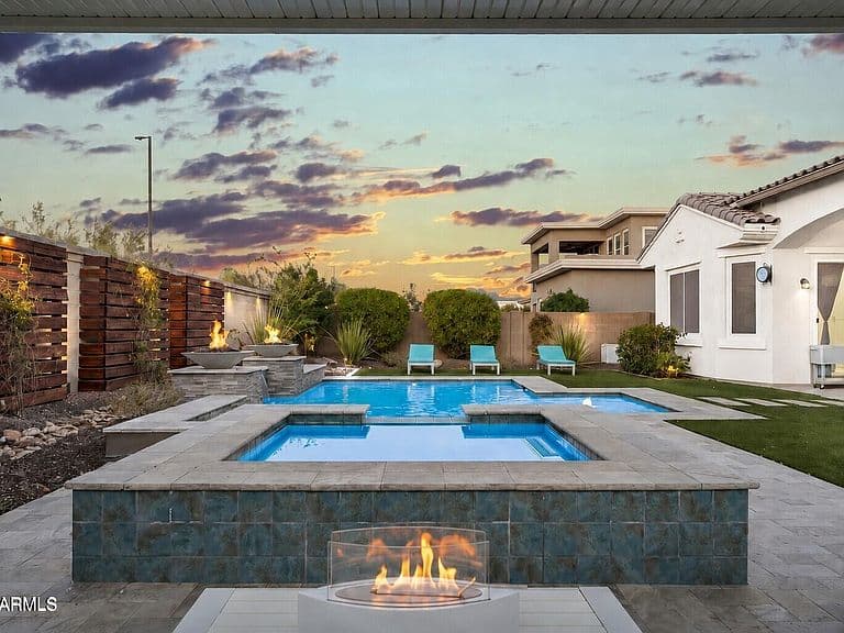 9838 E JUNE Street photo 1