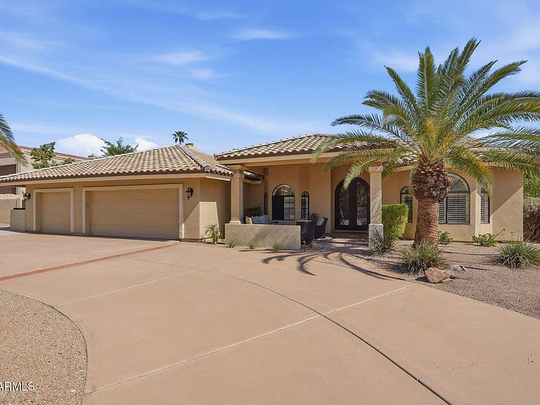 3544 E MODOC Court photo 2