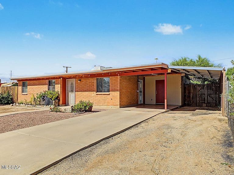 6535 E Nicaragua Dr photo 3