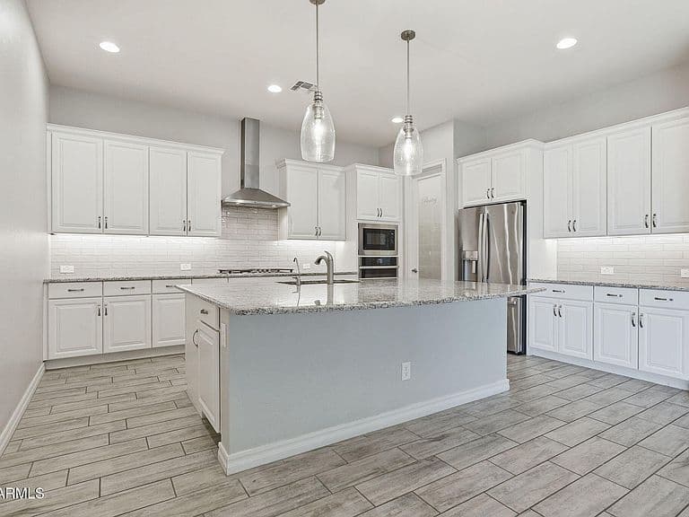 41346 W ARVADA Lane photo 2