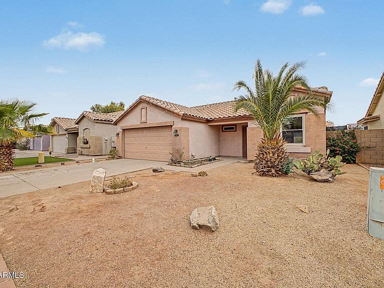8346 W HUBBELL Street photo 3