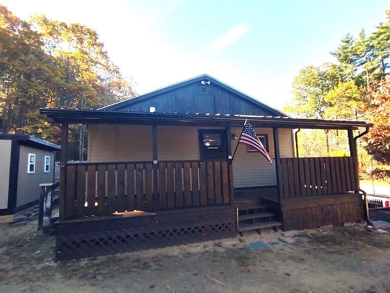 279 New Hampton Road photo 2