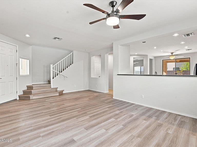 18234 N ALICIA Court photo 4