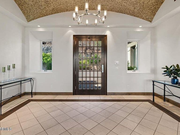 4660 E SPARKLING Lane photo 4