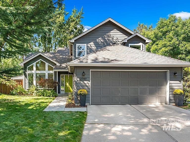 2797 S Swallowtail Ln photo 1