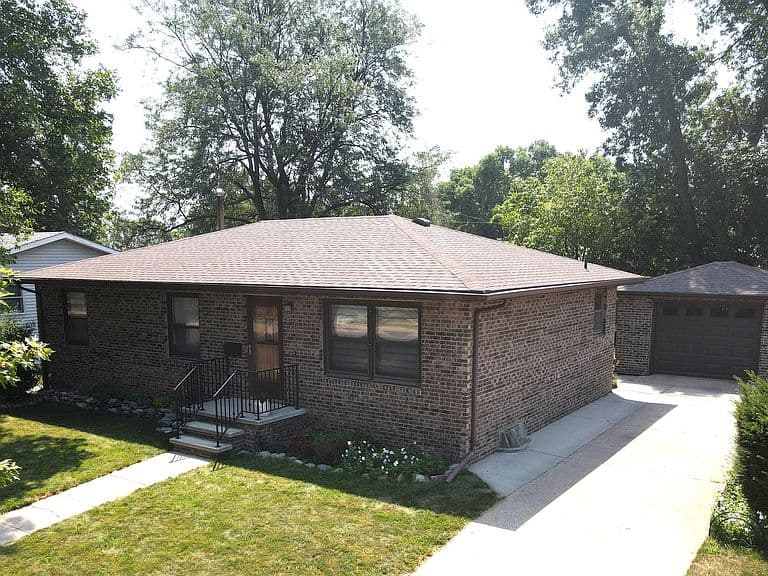 1601 E 5th Ave photo 1