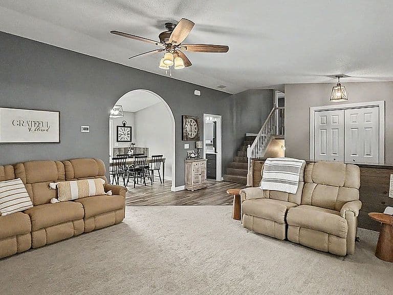 26682 Dayspring Cir photo 2