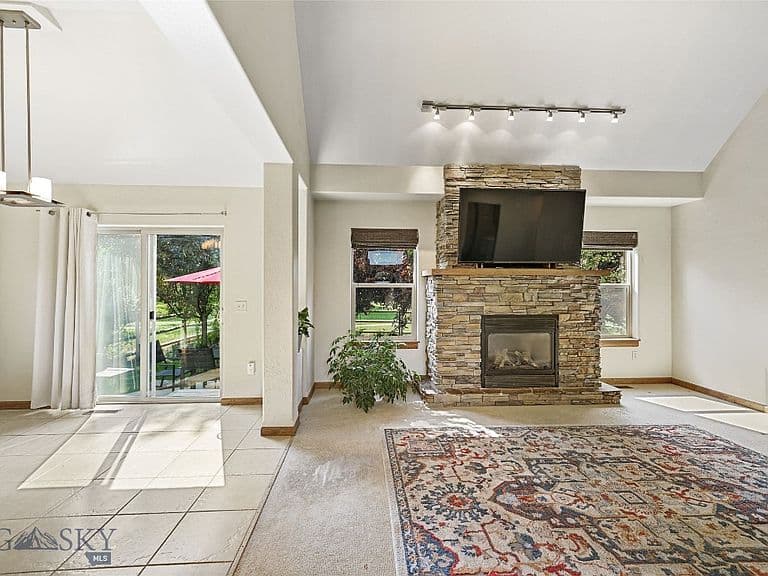 1003 Buckrake Ave photo 4