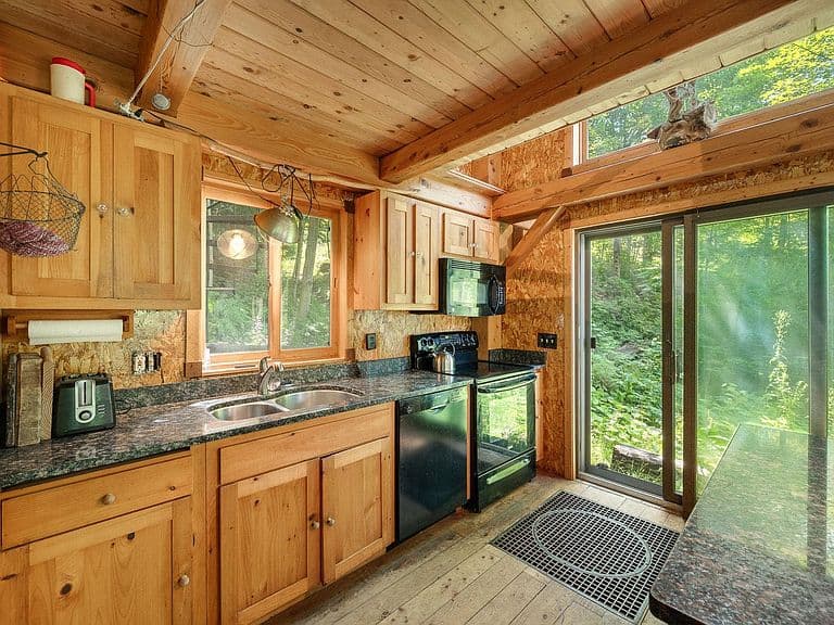 55 Stuart Lane photo 3