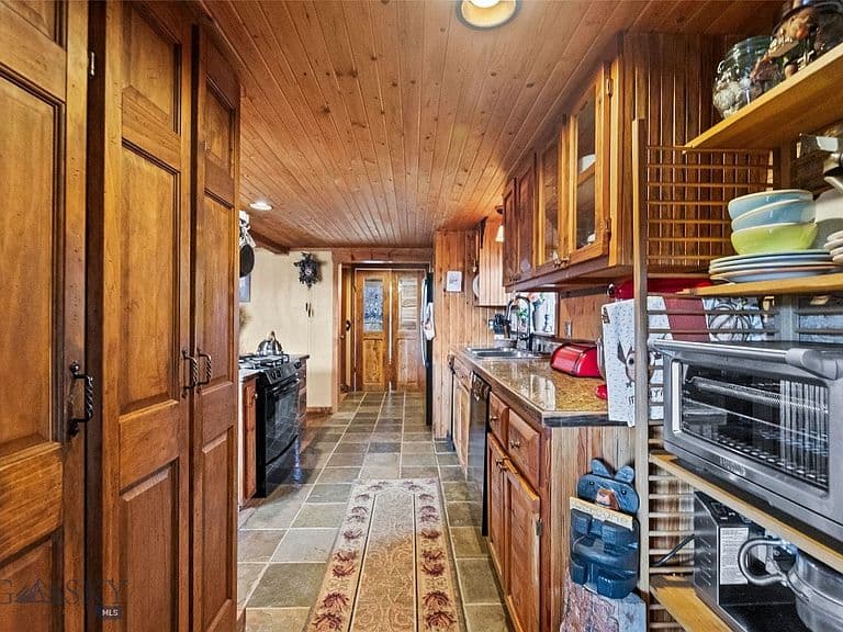 192 Mountain Brook Rd photo 5