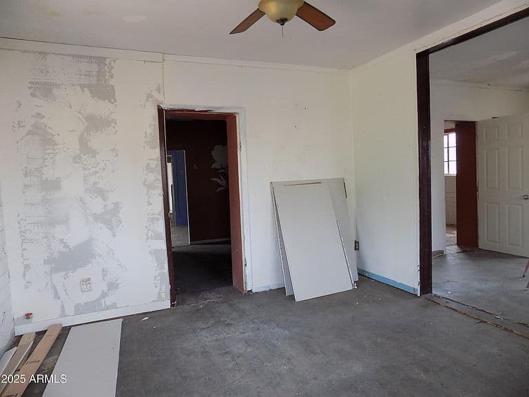 571 W PORPHYRY Street photo 5