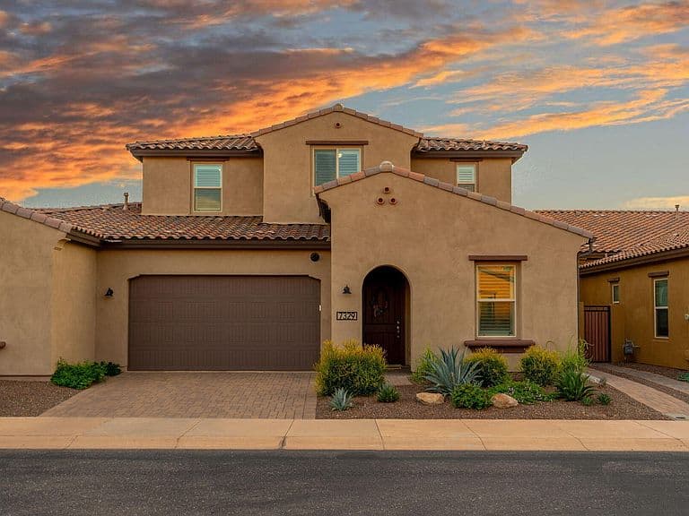 7329 E CONQUISTADORES Drive photo 1