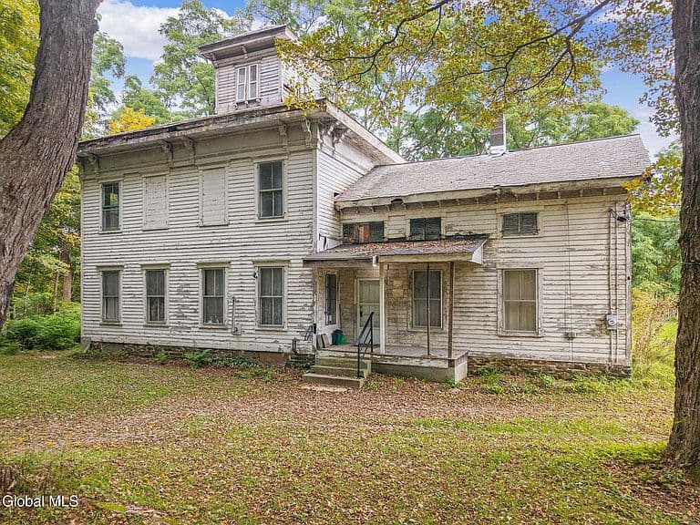 288 Eagle Bridge Road photo 2