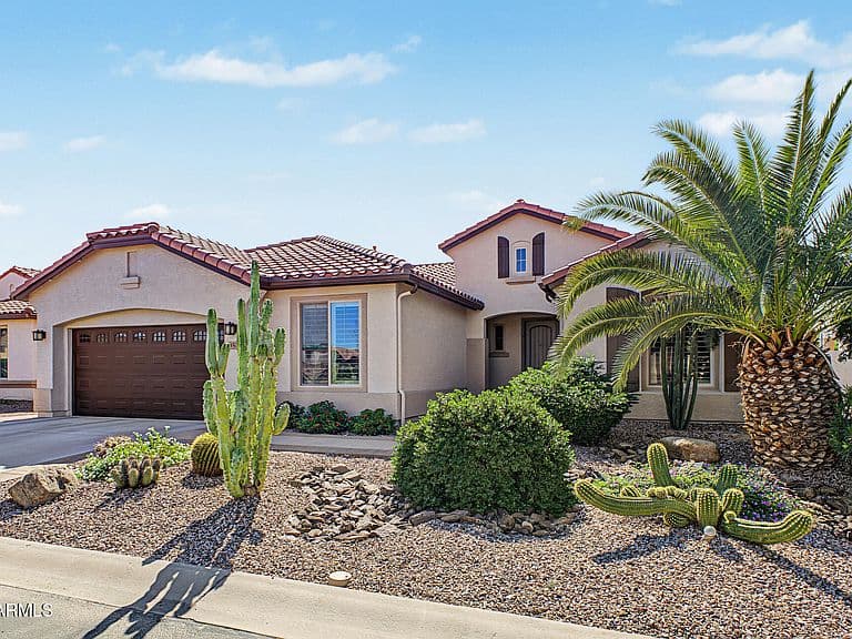 4577 W PUEBLO Drive photo 1