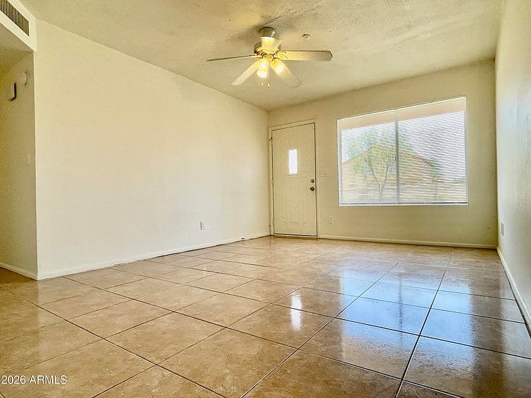 9912 N 87TH Avenue photo 5