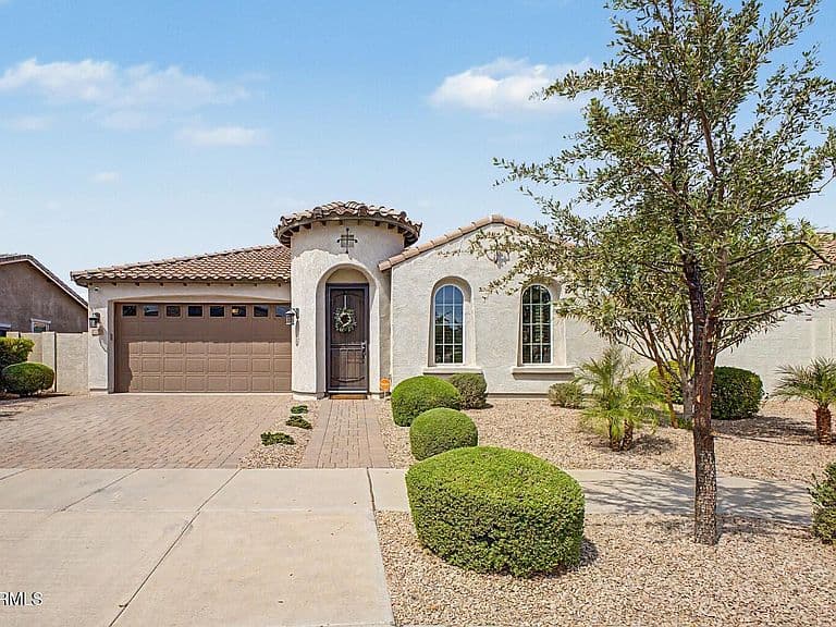 22246 E CHERRYWOOD Drive photo 2