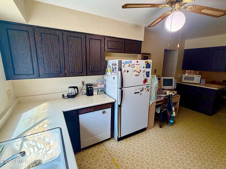 3329 E CHARTER OAK Road photo 4
