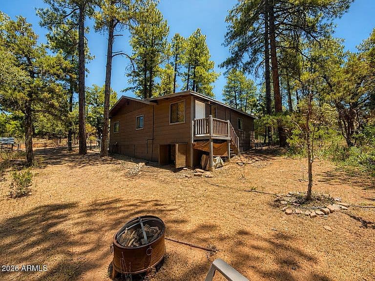 8303 W STRAWBERRY Drive photo 1