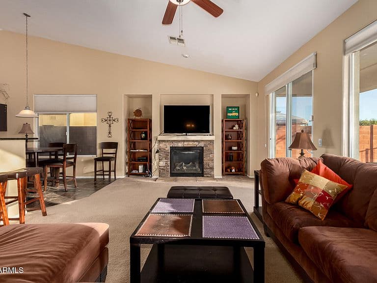 22938 S 208th St photo 5