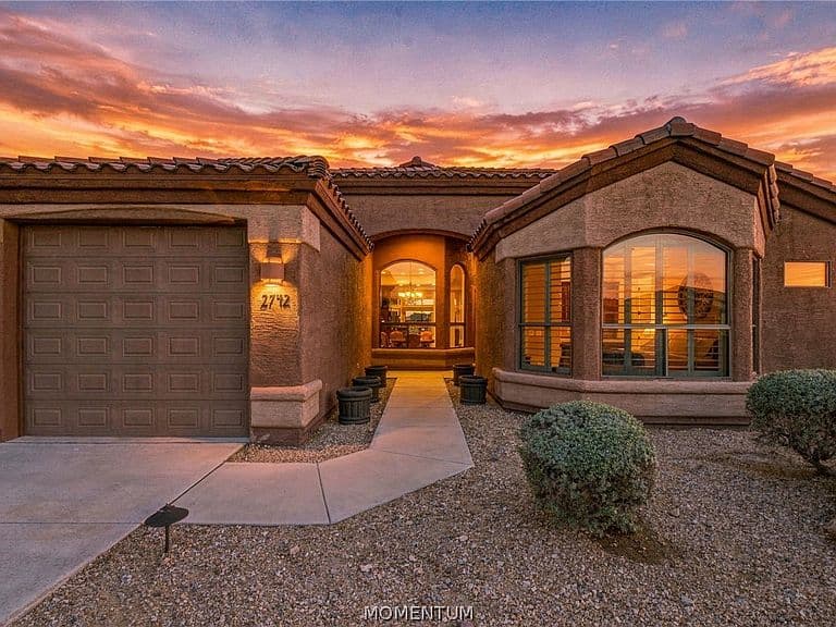2742 Glenn Rock Drive photo 3