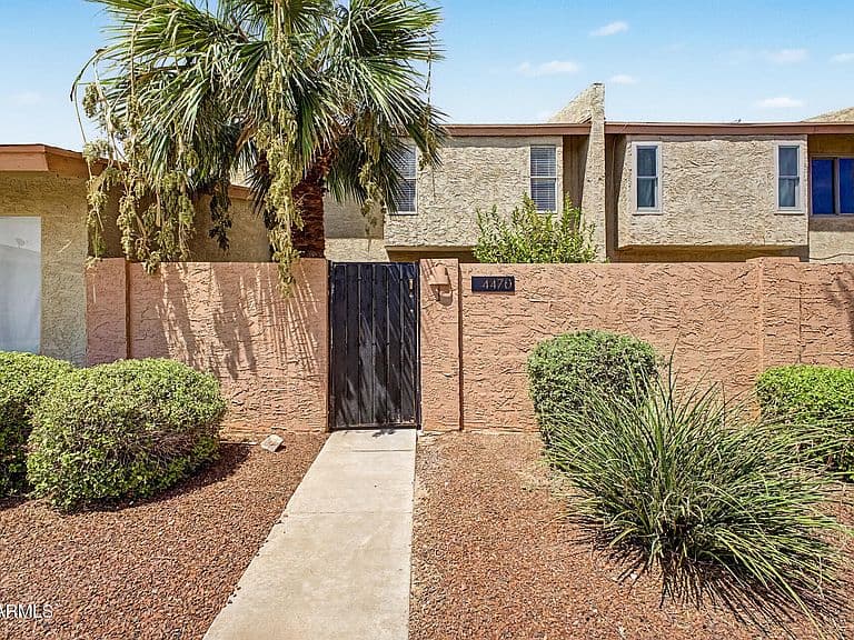 4470 W PALMAIRE Avenue photo 1
