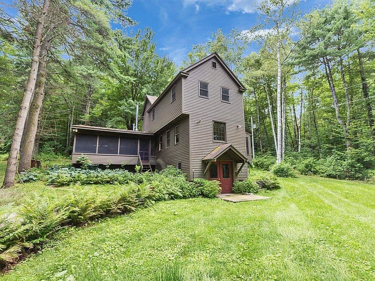183 Quaker City Road photo 1