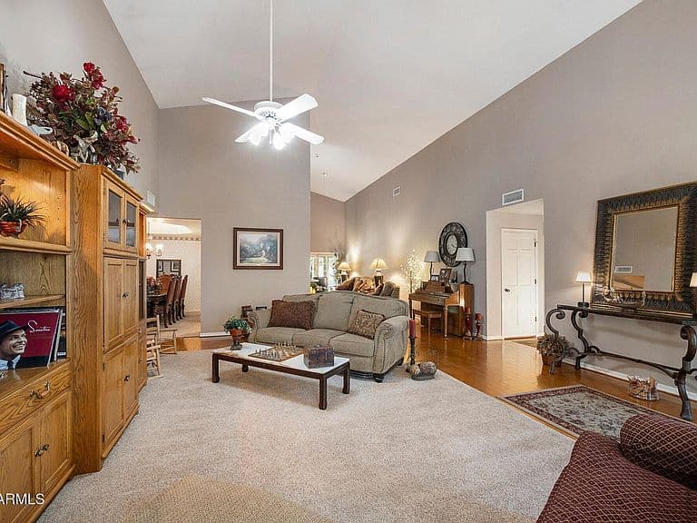 84 E BUENA VISTA Drive photo 5