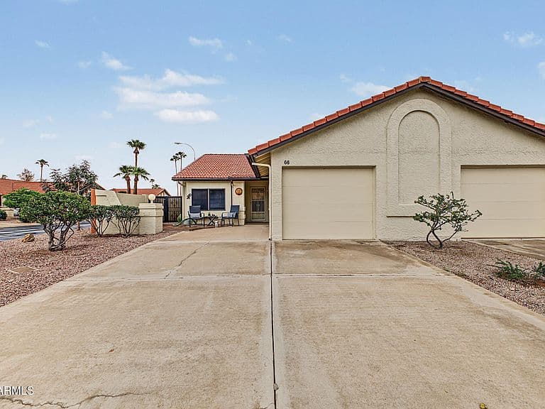 542 S HIGLEY Road #66 photo 1