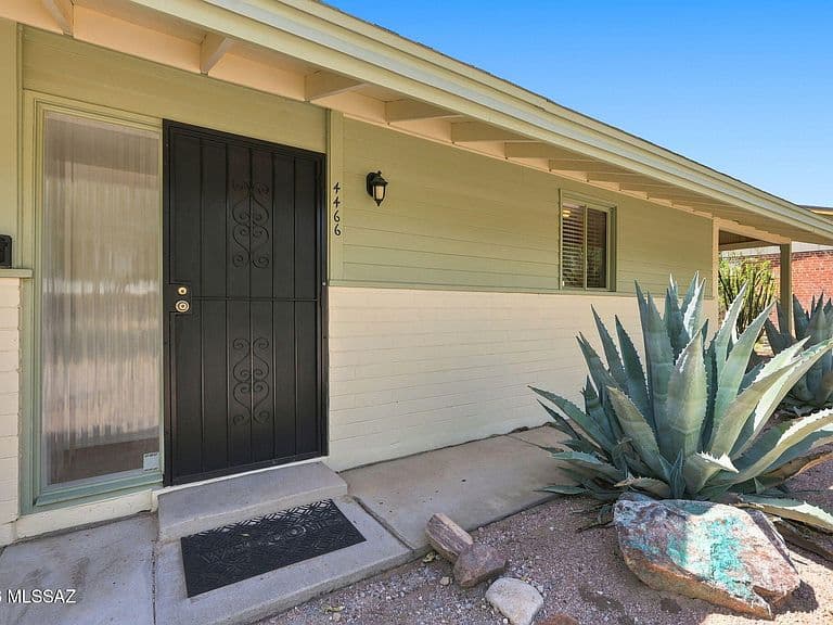 4466 E La Jolla Cir photo 4