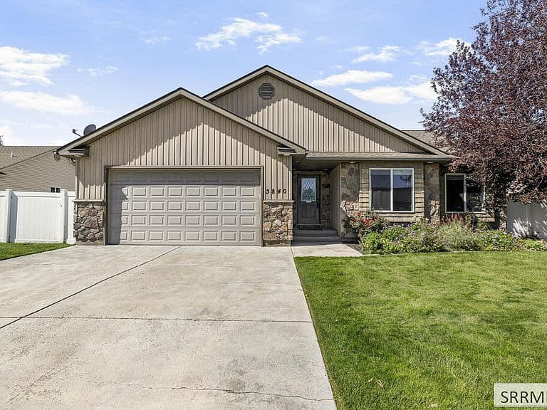 3840 Summer Sun Dr photo 1