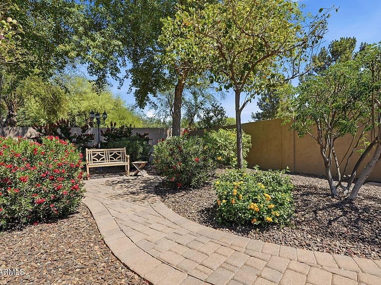 2193 E COCONINO Place photo 3