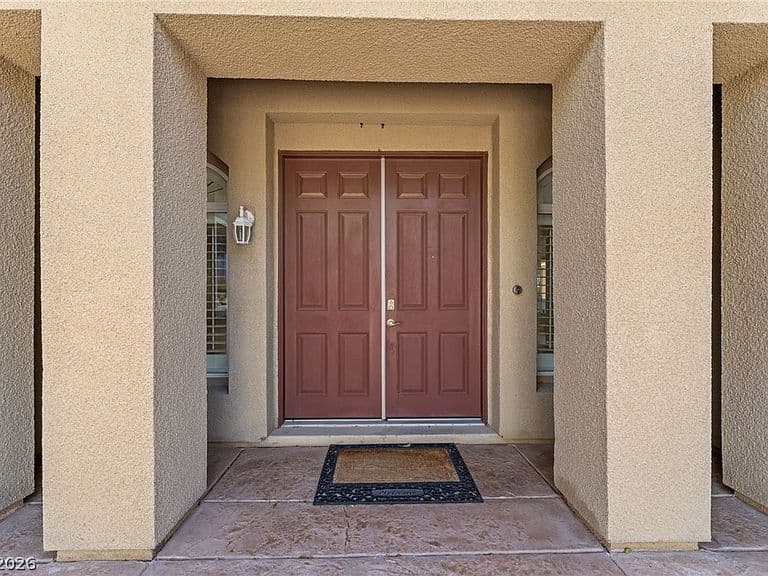 8370 Unicorn St photo 3