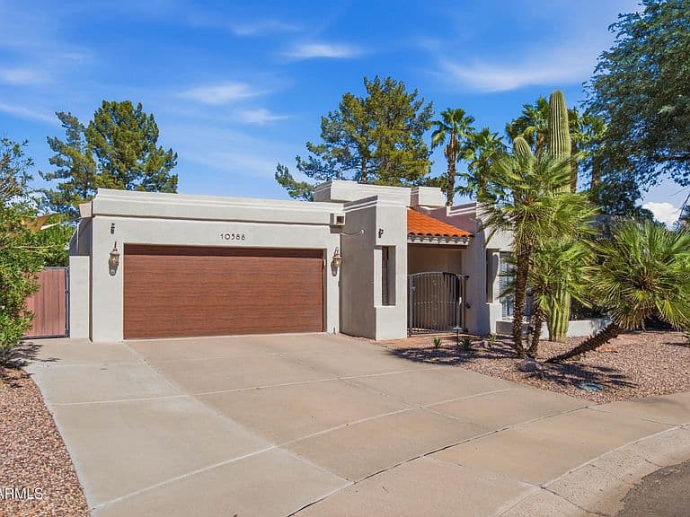 10588 E ARABIAN PARK Drive photo 2