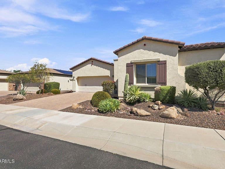 17722 W COTTONWOOD Lane photo 3