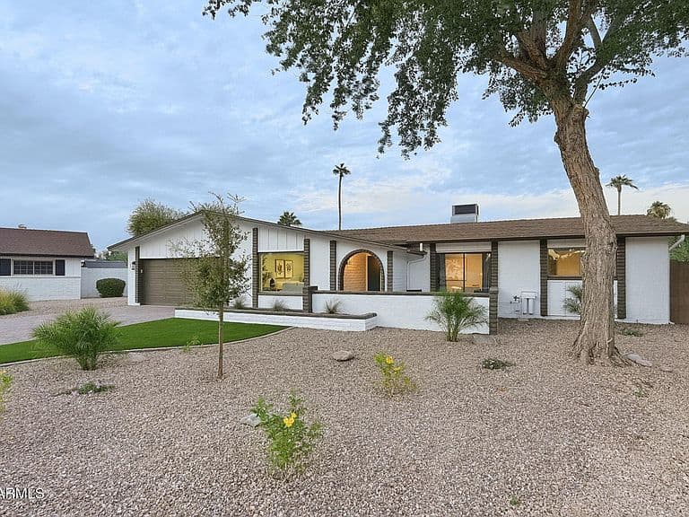 1948 E PEGASUS Drive photo 5