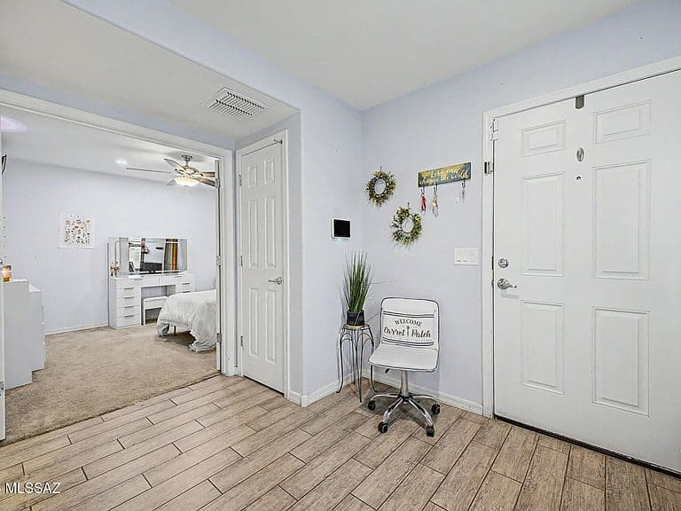5122 S River Run Dr photo 3