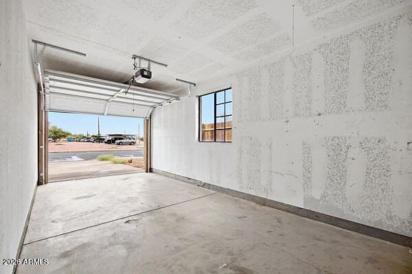 304 E LAWRENCE Boulevard #C photo 3