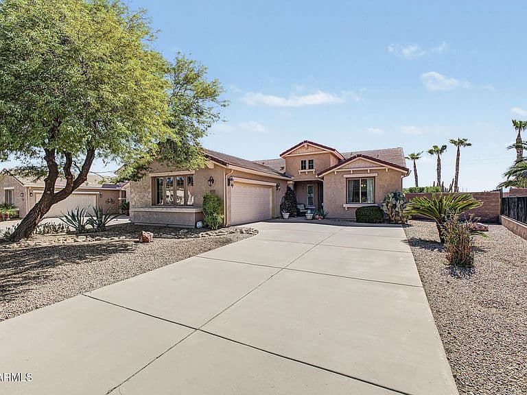 1157 W DESERT LILY Drive photo 3