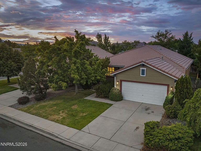 1611 Brentworth Way photo 1