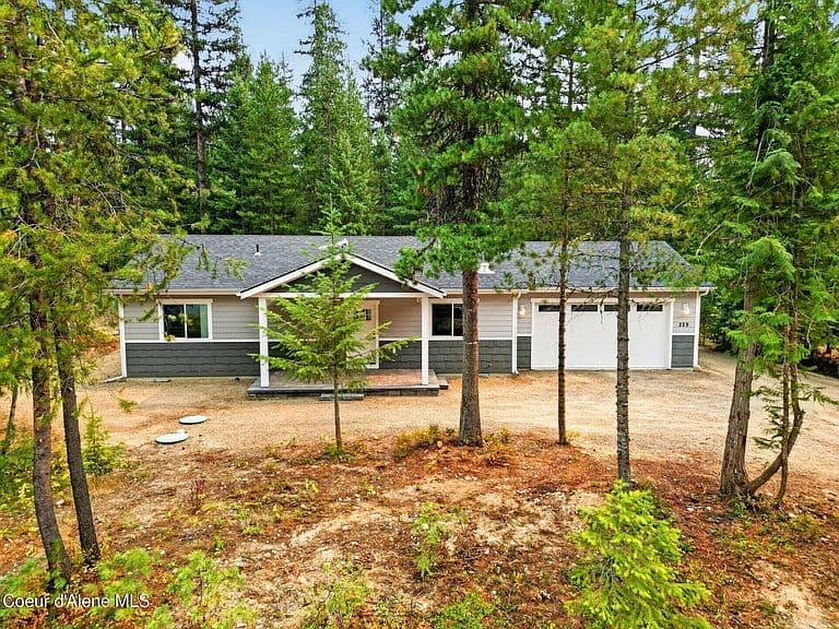 229 Tracy Ln photo 3