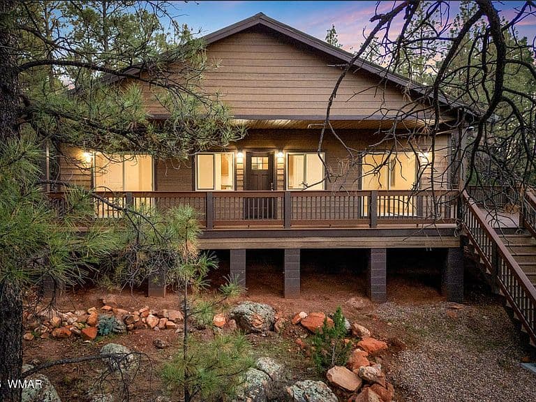 2273 Constellation Cir photo 2