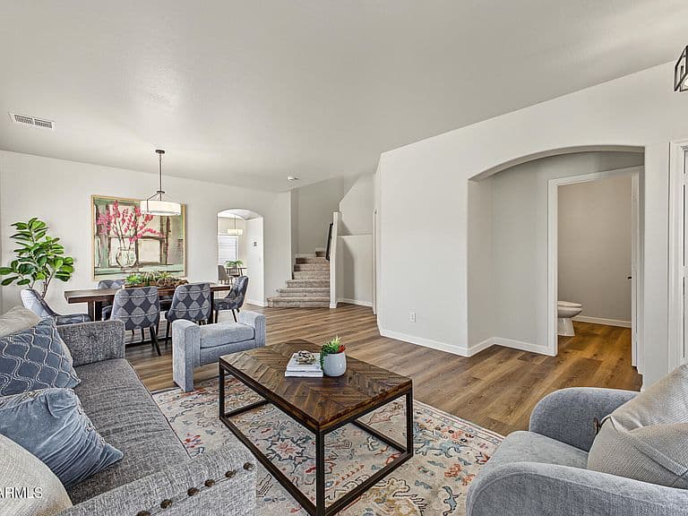 23575 W WAYLAND Drive photo 3